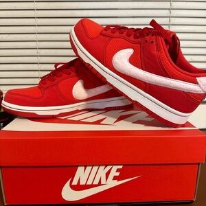 Nike Dunk Low Valentines Day 2024